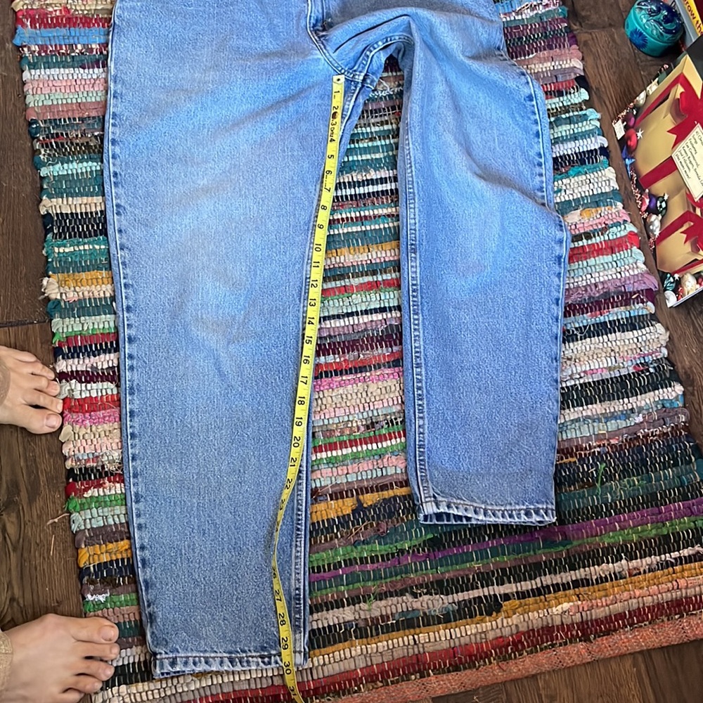 Vintage Levi 550 Relaxed Fit Tapered Leg Jeans - Picture 5 of 7